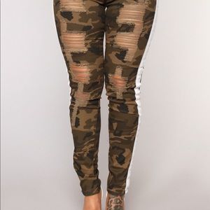Active Duty Skinny Jeans - camo